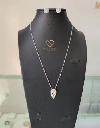 Noctara Chandelier S925 Moissanite Necklace and earrings